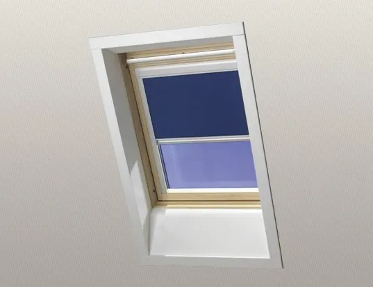 Store Fenêtre de Toit Velux posé par Guerini Renov – vue 1